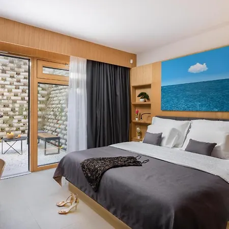 Stunning In With Kitchen